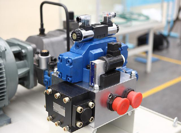 樱桃视频香蕉配件--液壓元件，油缸密封圈等